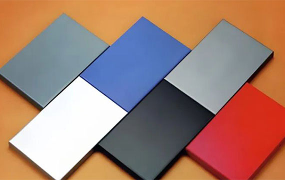 Фторуглеродное покрытие Устойчивость к ультрафиолетовому излучению